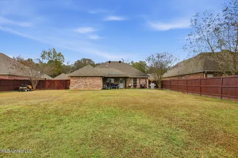 Exterior - 172 Memory Ln, Madison, MS 39110 photo 6 of 8