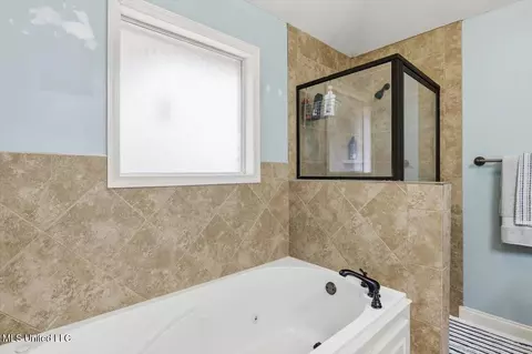 Bath - 172 Memory Ln, Madison, MS 39110 photo 2 of 3