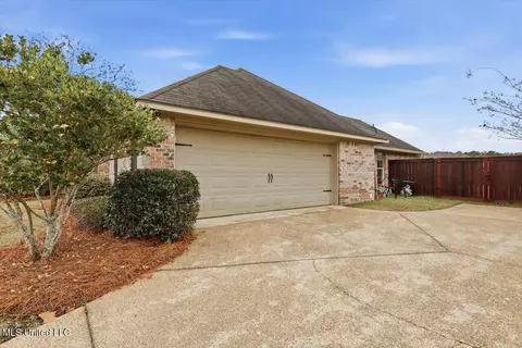 Exterior - 172 Memory Ln, Madison, MS 39110 photo 4 of 8