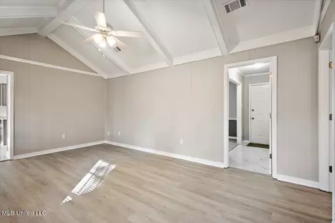 Entry Way - 5205 Harrow Dr, Jackson, MS 39211 photo 3 of 5
