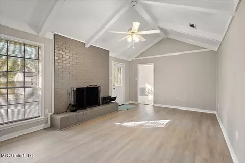 Living - 5205 Harrow Dr, Jackson, MS 39211 photo 1 of 1