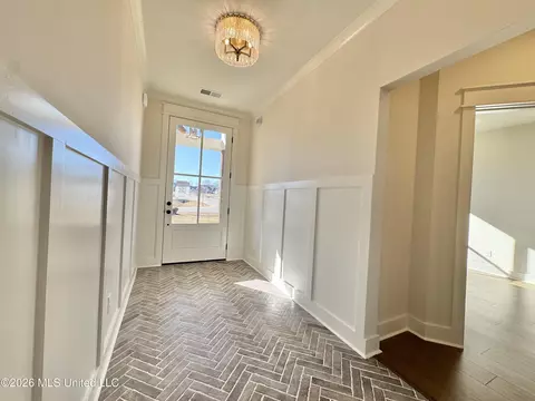 Entry Way - 1762 Bakersfield Way, Nesbit, MS 38651 photo 1 of 4