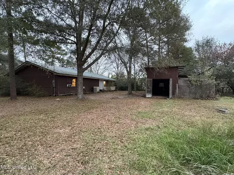 Exterior - 11828 Ormond Rd, Moss Point, MS 39562 photo 4 of 13