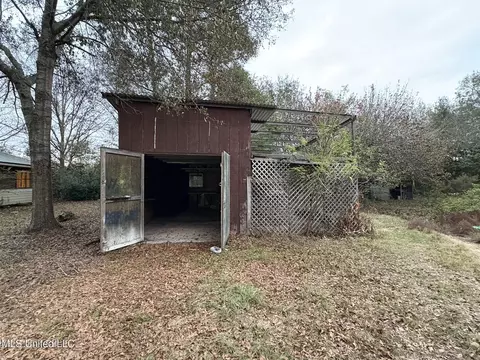 Exterior - 11828 Ormond Rd, Moss Point, MS 39562 photo 6 of 13