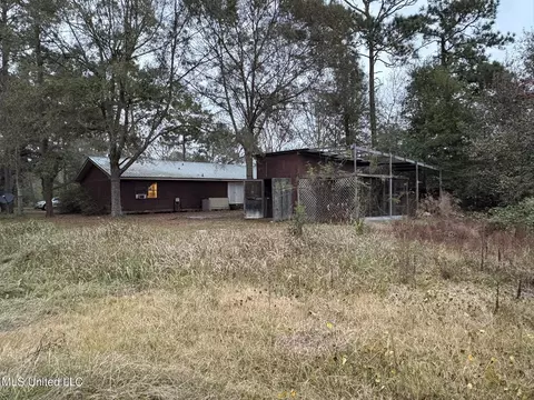 Exterior - 11828 Ormond Rd, Moss Point, MS 39562 photo 5 of 13