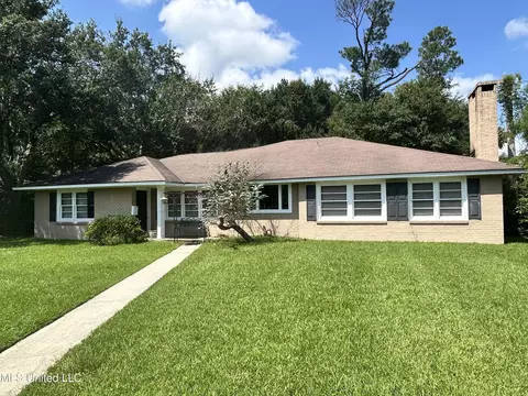 4464 Kendall Cir, Gulfport, MS 39507