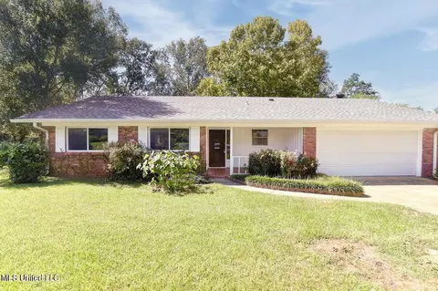 15299 Oakwood Ct, Gulfport, MS 39503