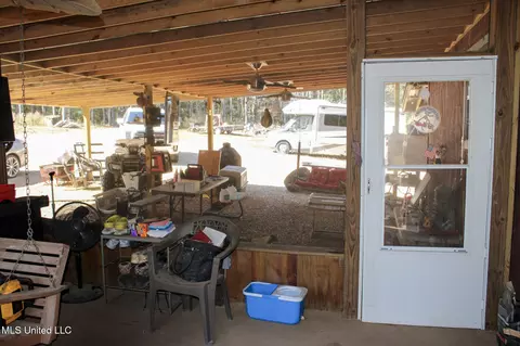 Exterior - 2108 Joel Lang Rd, Mccomb, MS 39648 photo 7 of 21