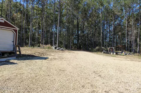 Exterior - 2108 Joel Lang Rd, Mccomb, MS 39648 photo 17 of 21