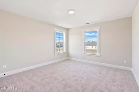 Bedroom - 709 Bolivar Dr, Nesbit, MS 38651 photo 5 of 6