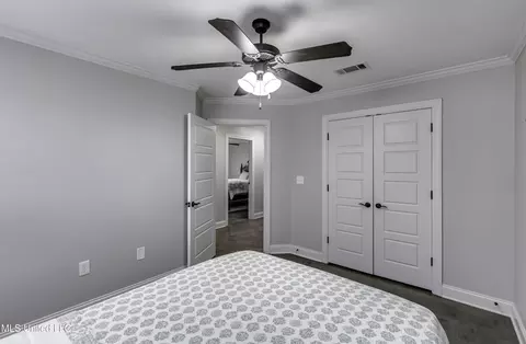 Bedroom - 730 Sawgrass Lakes Dr, Brandon, MS 39042 photo 3 of 9