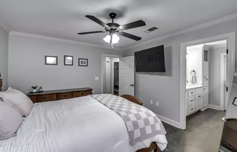 Bedroom - 730 Sawgrass Lakes Dr, Brandon, MS 39042 photo 8 of 9
