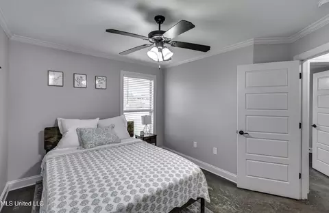 Bedroom - 730 Sawgrass Lakes Dr, Brandon, MS 39042 photo 2 of 9