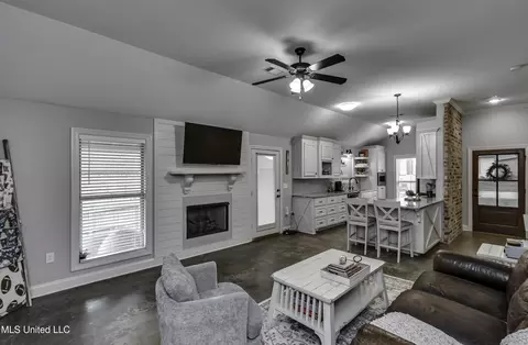 Other - 730 Sawgrass Lakes Dr, Brandon, MS 39042 photo 4 of 12
