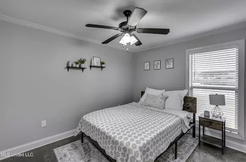 Bedroom - 730 Sawgrass Lakes Dr, Brandon, MS 39042 photo 1 of 9
