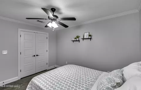 Bedroom - 730 Sawgrass Lakes Dr, Brandon, MS 39042 photo 4 of 9