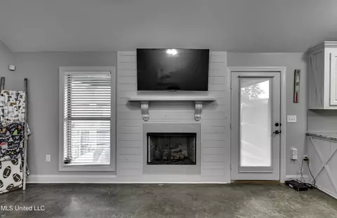 Other - 730 Sawgrass Lakes Dr, Brandon, MS 39042 photo 5 of 12