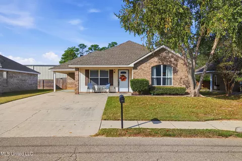 10411 3rd Ave, D'iberville, MS 39540