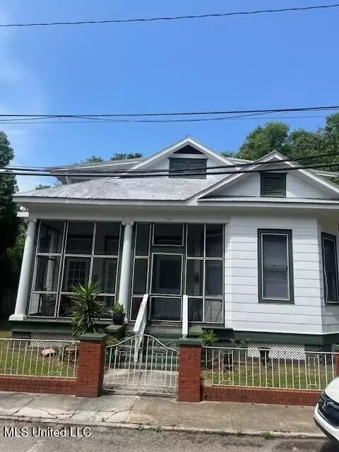 139 Fayard St, Biloxi, MS 39530