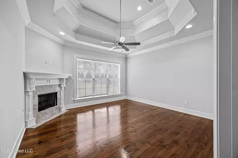 Living - 116 Carrington Dr, Madison, MS 39110 photo 5 of 5