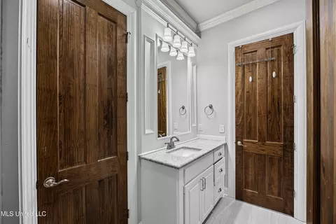 Bath - 116 Carrington Dr, Madison, MS 39110 photo 4 of 7