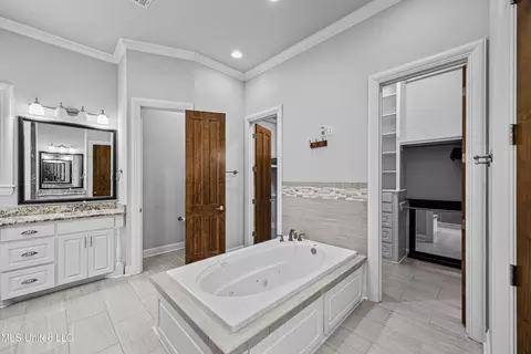 Entry Way - 116 Carrington Dr, Madison, MS 39110 photo 1 of 2