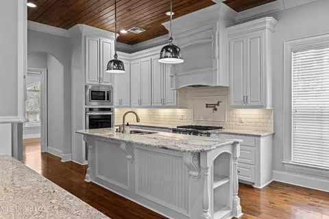 Kitchen - 116 Carrington Dr, Madison, MS 39110 photo 1 of 3