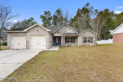 15011 Waterside Pl, Gulfport, MS 39503