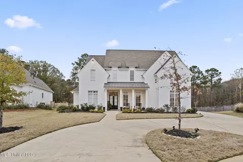 423 W Oak Cir, Madison, MS 39110