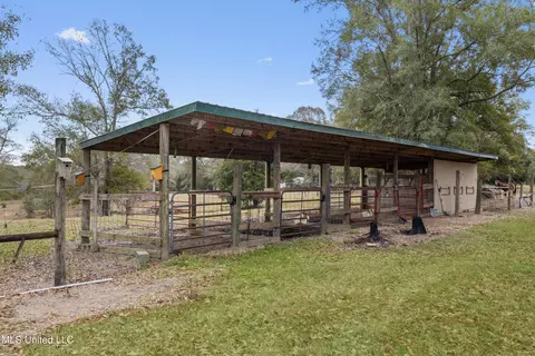 Exterior - 92 Sam Davis Dr, Perkinston, MS 39573 photo 10 of 13