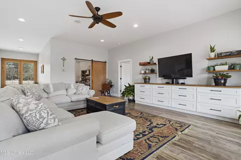 Living - 92 Sam Davis Dr, Perkinston, MS 39573 photo 1 of 2