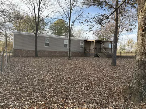 476 Hart Rd, Canton, MS 39046 photo 2