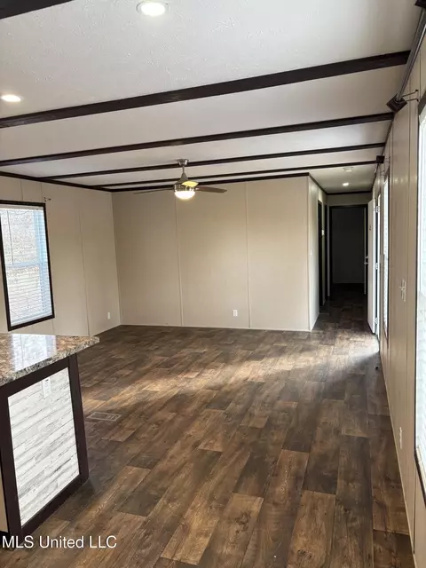476 Hart Rd, Canton, MS 39046 photo 5