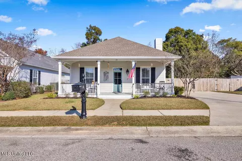 14 Le Petit Cv, Long Beach, MS 39560