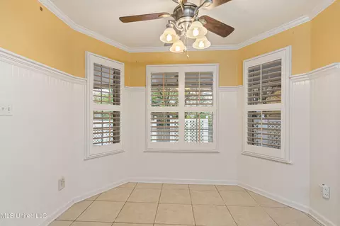 Dining - 1280 S Lake Dr, Hernando, MS 38632 photo 1 of 1