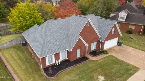 View/Area - 1280 S Lake Dr, Hernando, MS 38632 photo 1 of 5