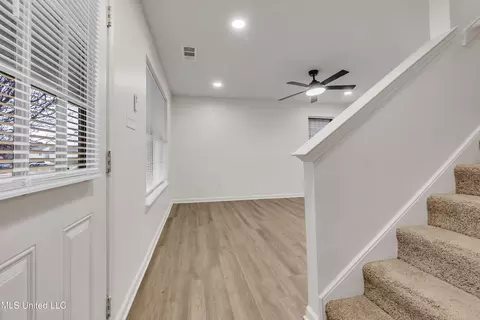 Entry Way - 9762 Riggan Dr, Olive Branch, MS 38654 photo 1 of 3