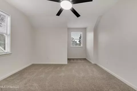 Bedroom - 9762 Riggan Dr, Olive Branch, MS 38654 photo 1 of 4