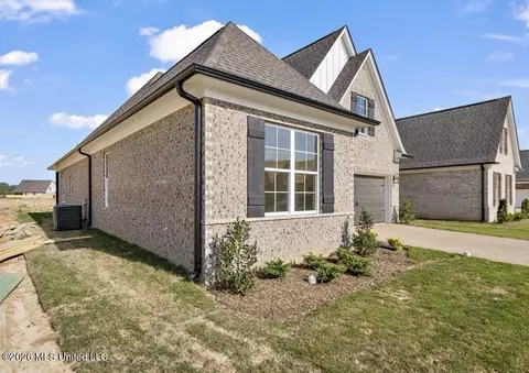 Exterior - 838 W Quitman Ct, Nesbit, MS 38651 photo 3 of 5
