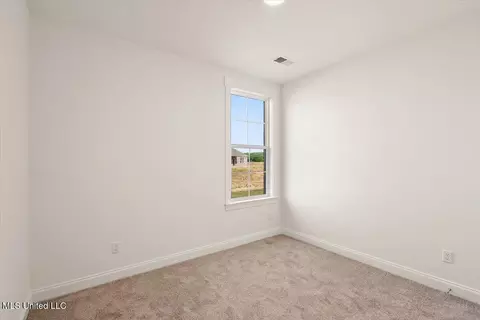 Bedroom - 838 W Quitman Ct, Nesbit, MS 38651 photo 5 of 8
