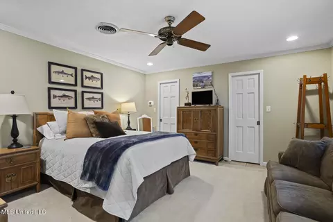 Bedroom - 5550 River Thames Rd, Jackson, MS 39211 photo 1 of 5