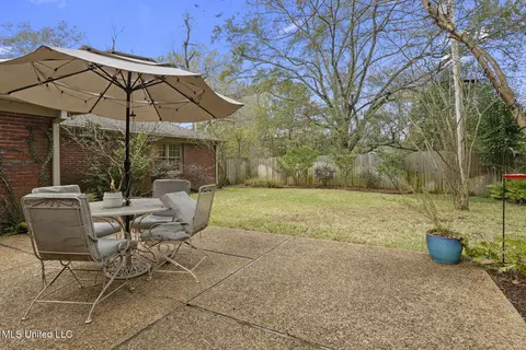 Exterior - 5550 River Thames Rd, Jackson, MS 39211 photo 6 of 9