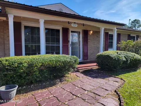 Other - 7204 Hampton Dr, Biloxi, MS 39532 photo 2 of 9