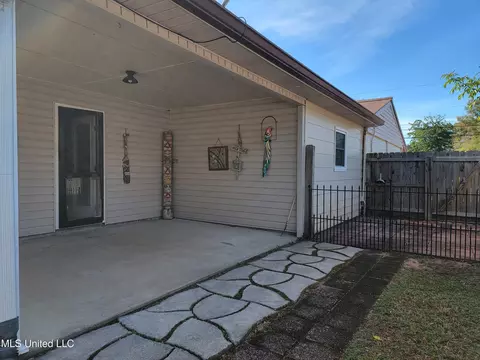 Other - 7204 Hampton Dr, Biloxi, MS 39532 photo 3 of 9