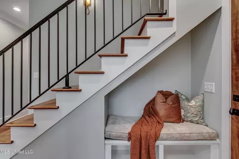 Entry Way - 116 Anna Cv, Madison, MS 39110 photo 1 of 2