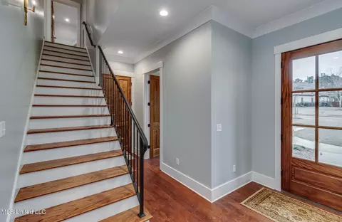 Entry Way - 116 Anna Cv, Madison, MS 39110 photo 2 of 2
