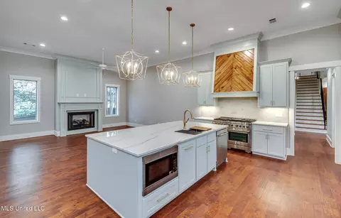 Kitchen - 116 Anna Cv, Madison, MS 39110 photo 2 of 3