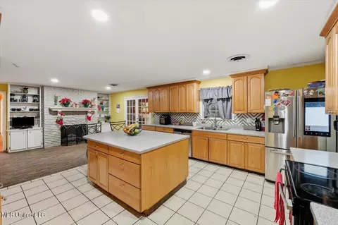 Kitchen - 276 Stanton St, Forest, MS 39074 photo 1 of 5