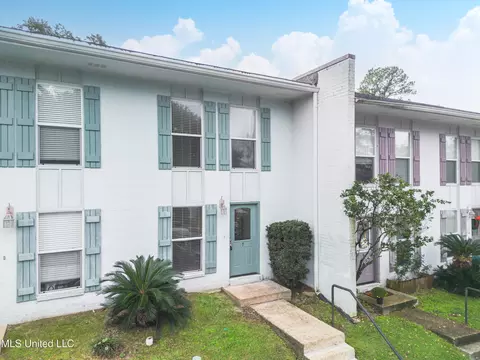 3230 Cumberland Rd #7, Ocean Springs, MS 39564