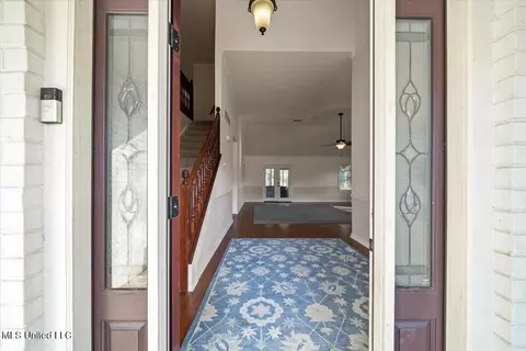 Entry Way - 2890 Jaybird Rd, Hernando, MS 38632 photo 1 of 3
